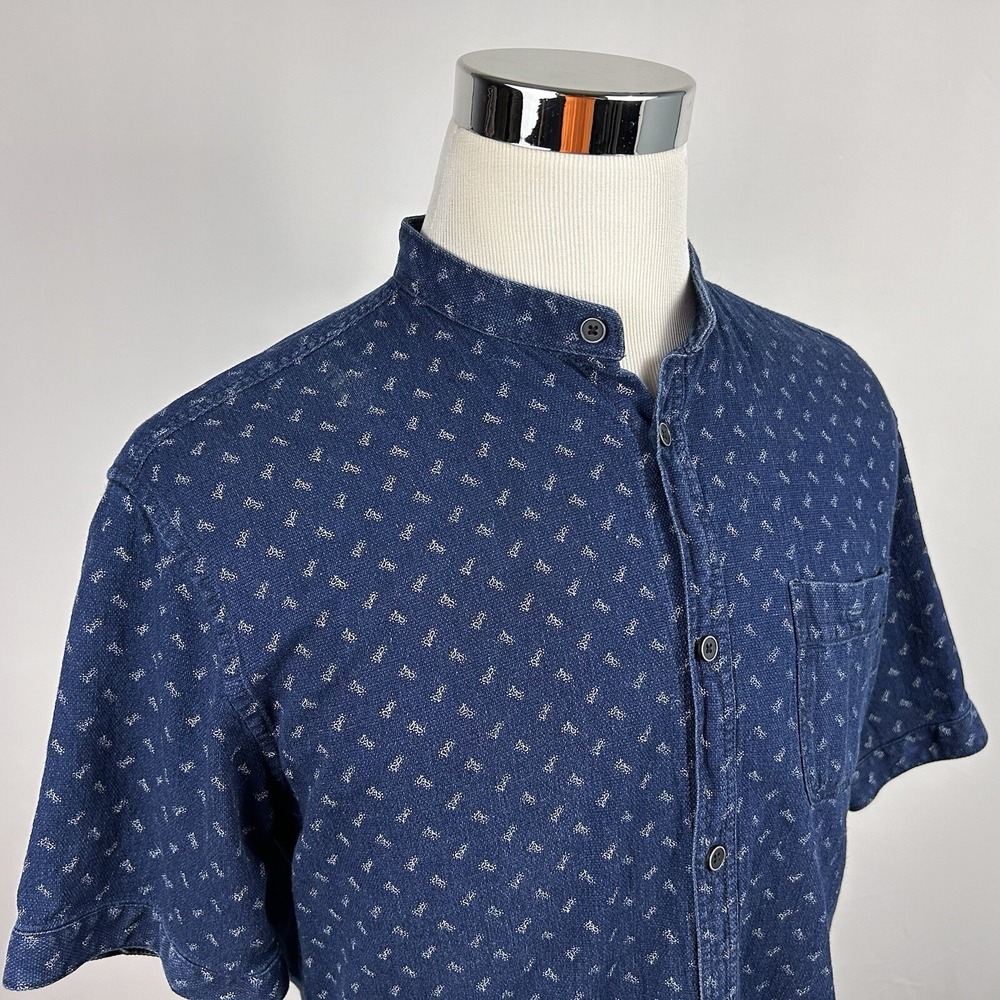 Editor Modus Vivendi Medium Band Collar Shirt Blue Paisley Cotton Short Sleeve